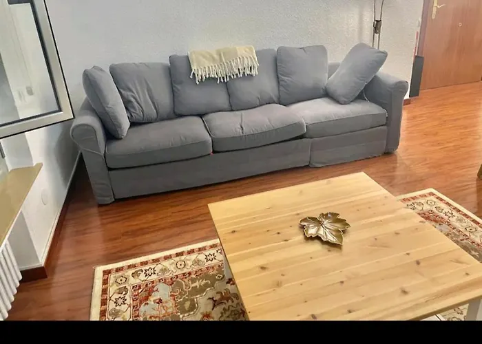 Piso Nuevo Centro Doctor Casal Appartamento